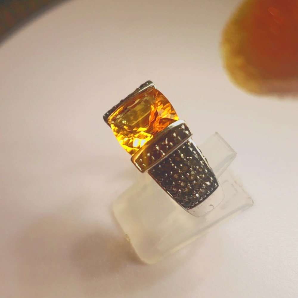 Spectacular Rare Estate Victoria Wieck  Madeira Citrine Ring - Picture 4 of 11